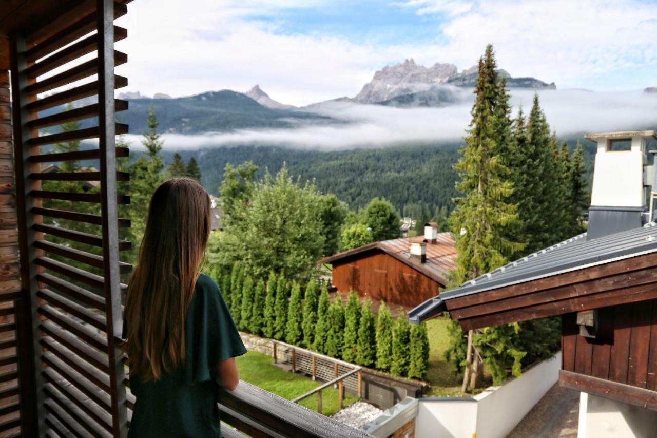 Hotel Lajadira&Spa Cortina d'Ampezzo Bagian luar foto